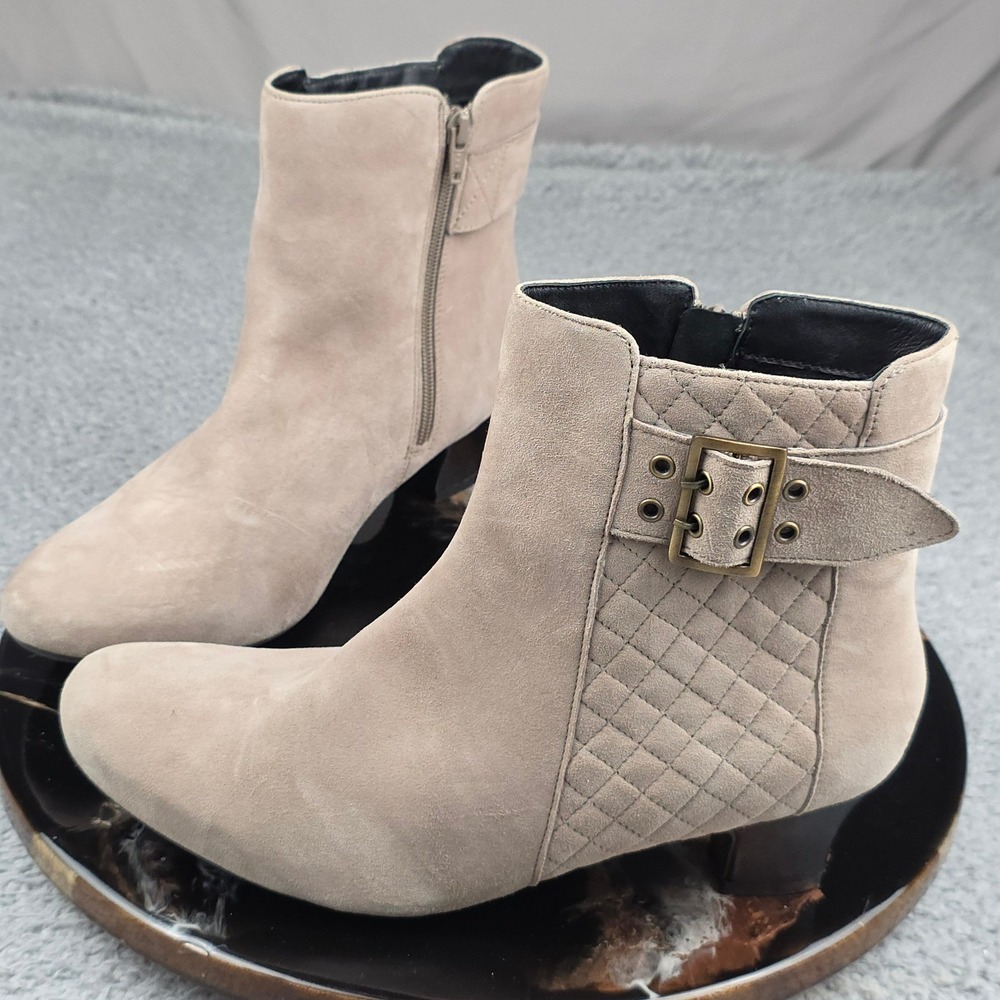 Hotter Montana STD Suede Ankle Boots Booties Quilted Buckle Detail US 11